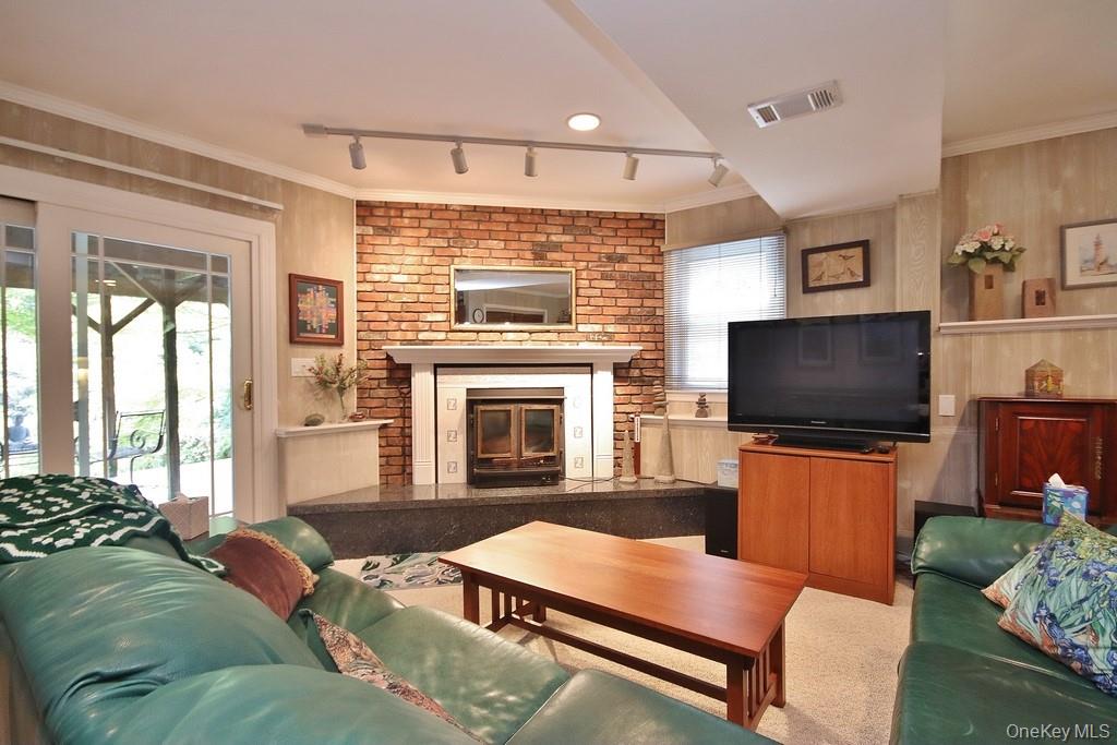 #17 photo, 58 Hidden Hollow Lane, Millwood , NY 10546