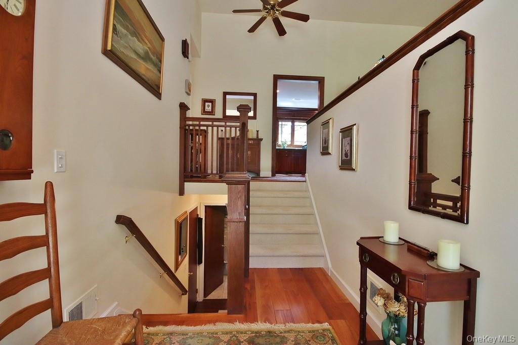 #4 photo, 58 Hidden Hollow Lane, Millwood , NY 10546