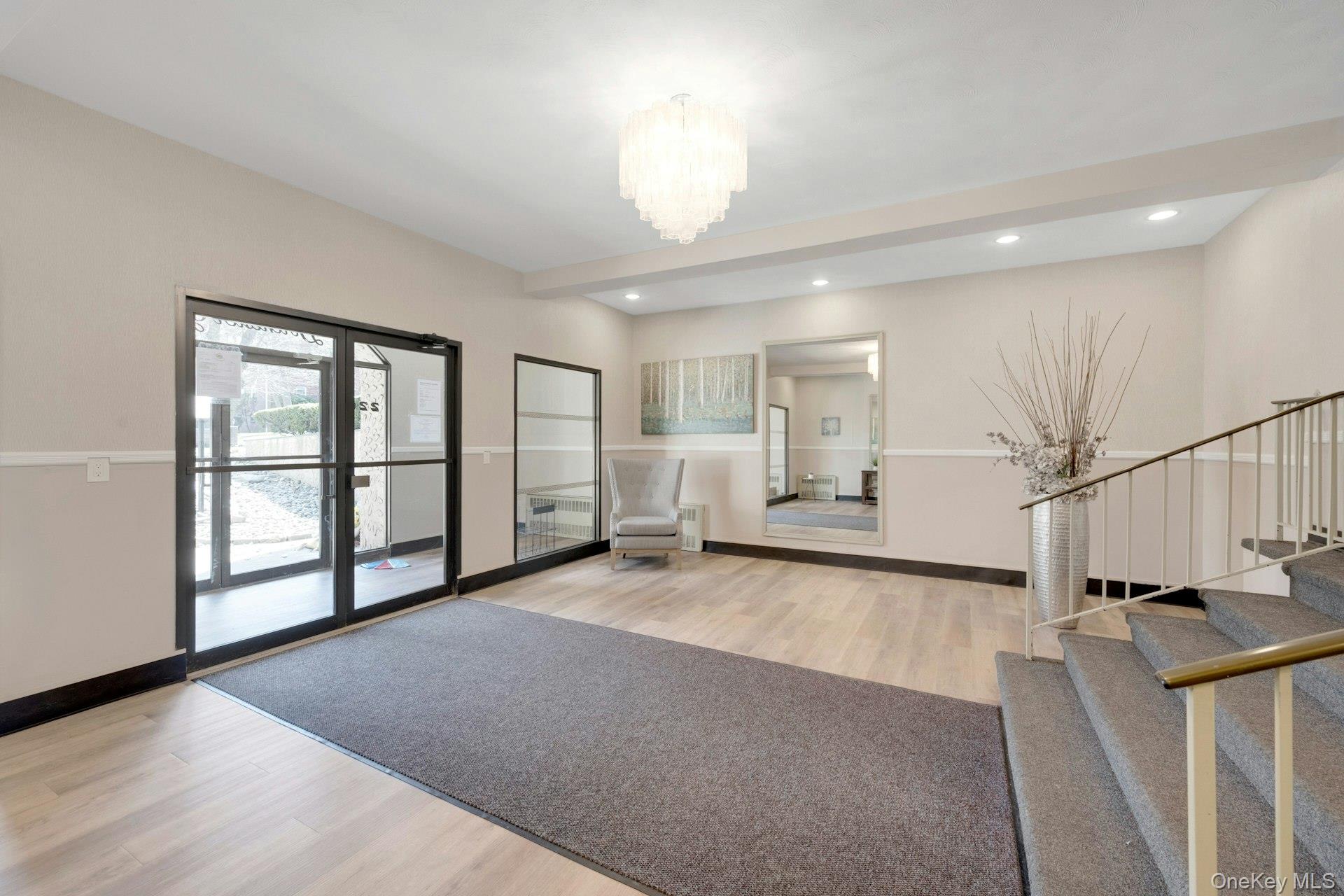 #2 photo, 2261 Palmer Avenue, 뉴욕주 New Rochelle , NY 10801