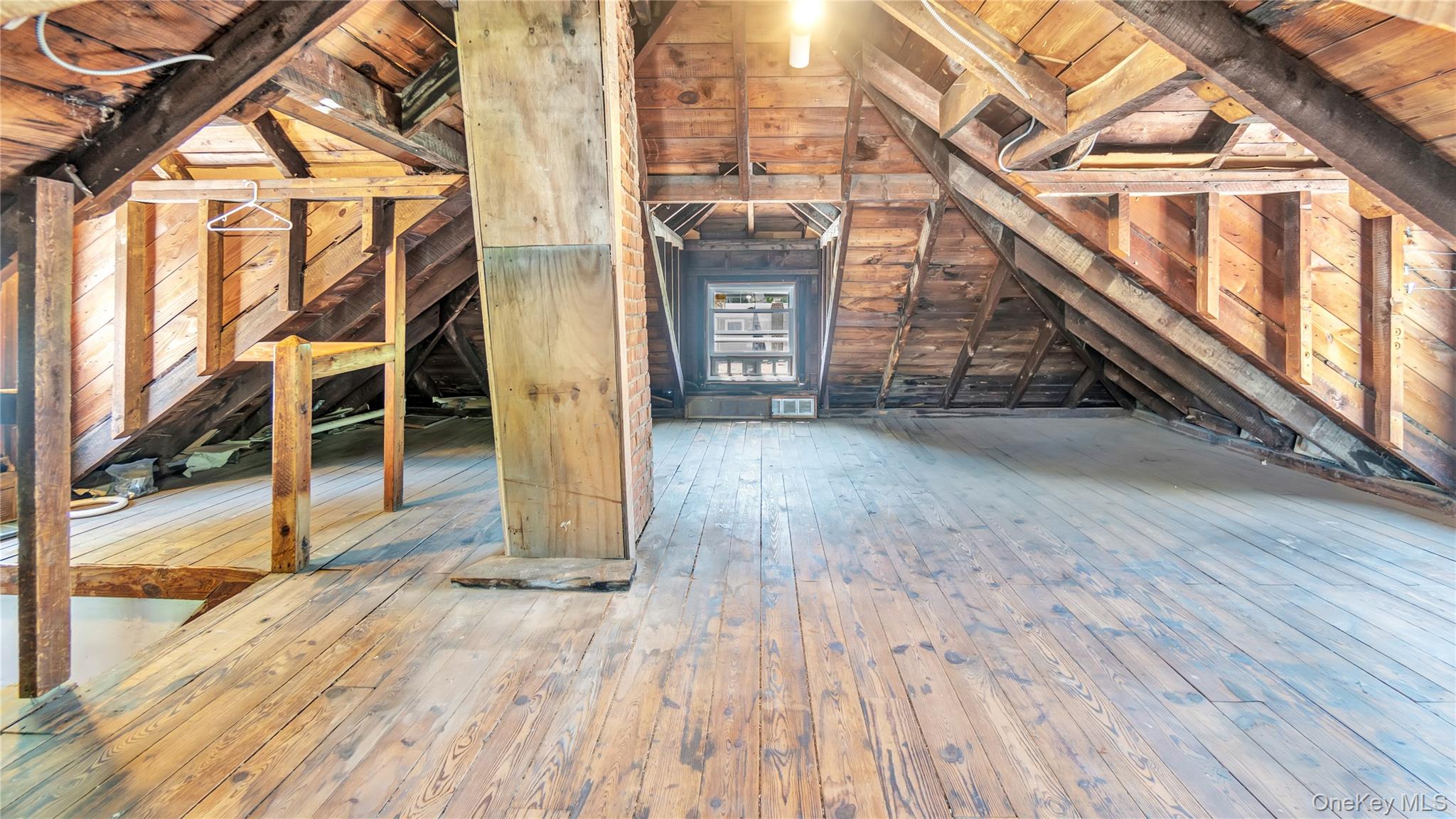 #15 photo, 177 Franklin Avenue, Sea Cliff , NY 11579