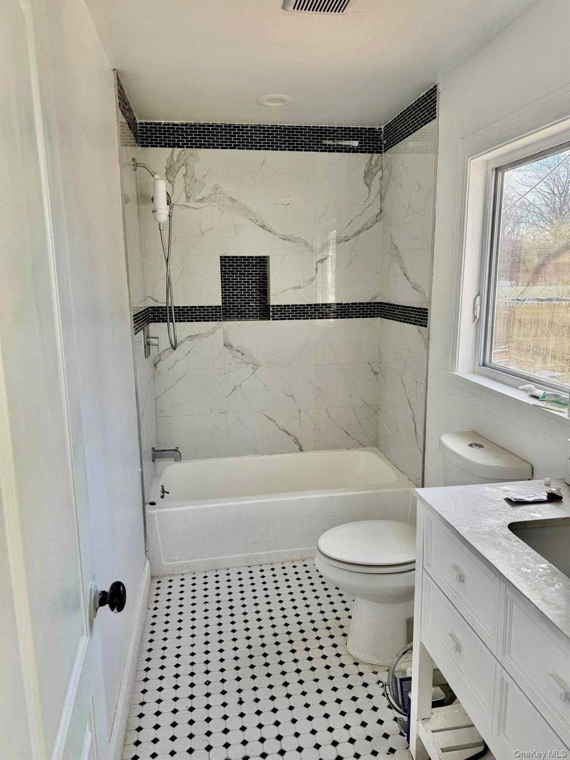 #12 photo, 359 Wellwood Drive, Shirley , NY 11967