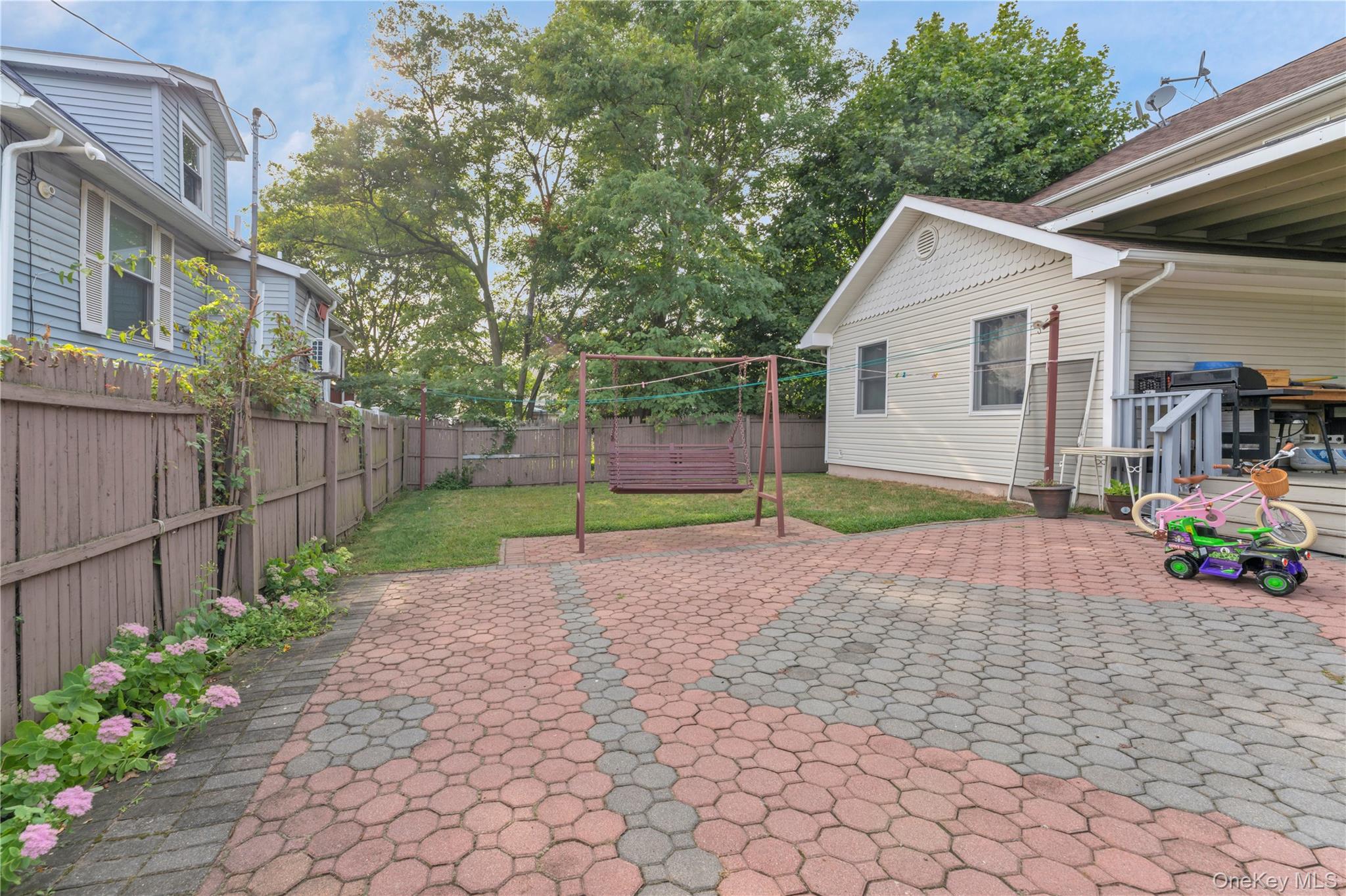 #16 photo, 51 Atlantic Avenue, 롱 아일랜드 Freeport , NY 11520