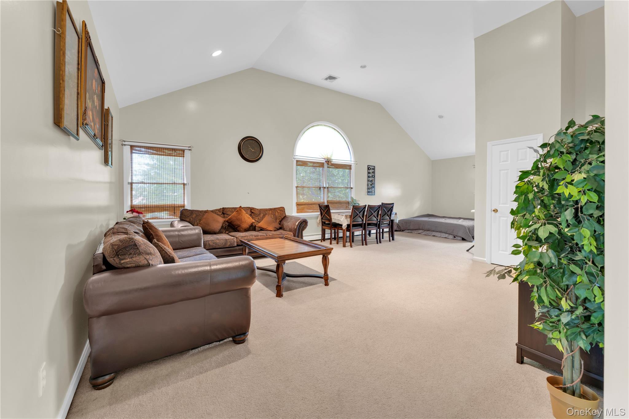 #4 photo, 51 Atlantic Avenue, 롱 아일랜드 Freeport , NY 11520