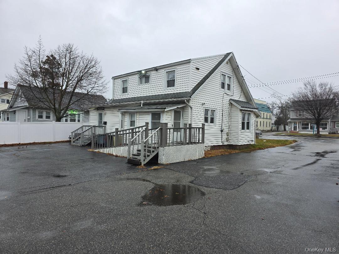 #3 photo, 90 Medford Avenue, Саффолк ‖ Patchogue , NY 11772