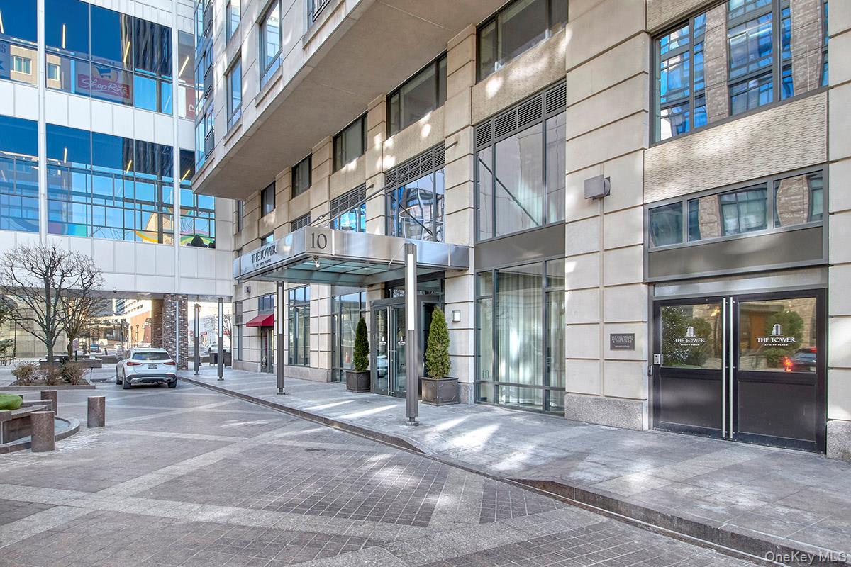 #2 photo, 10 City Place, White Plains , NY 10601