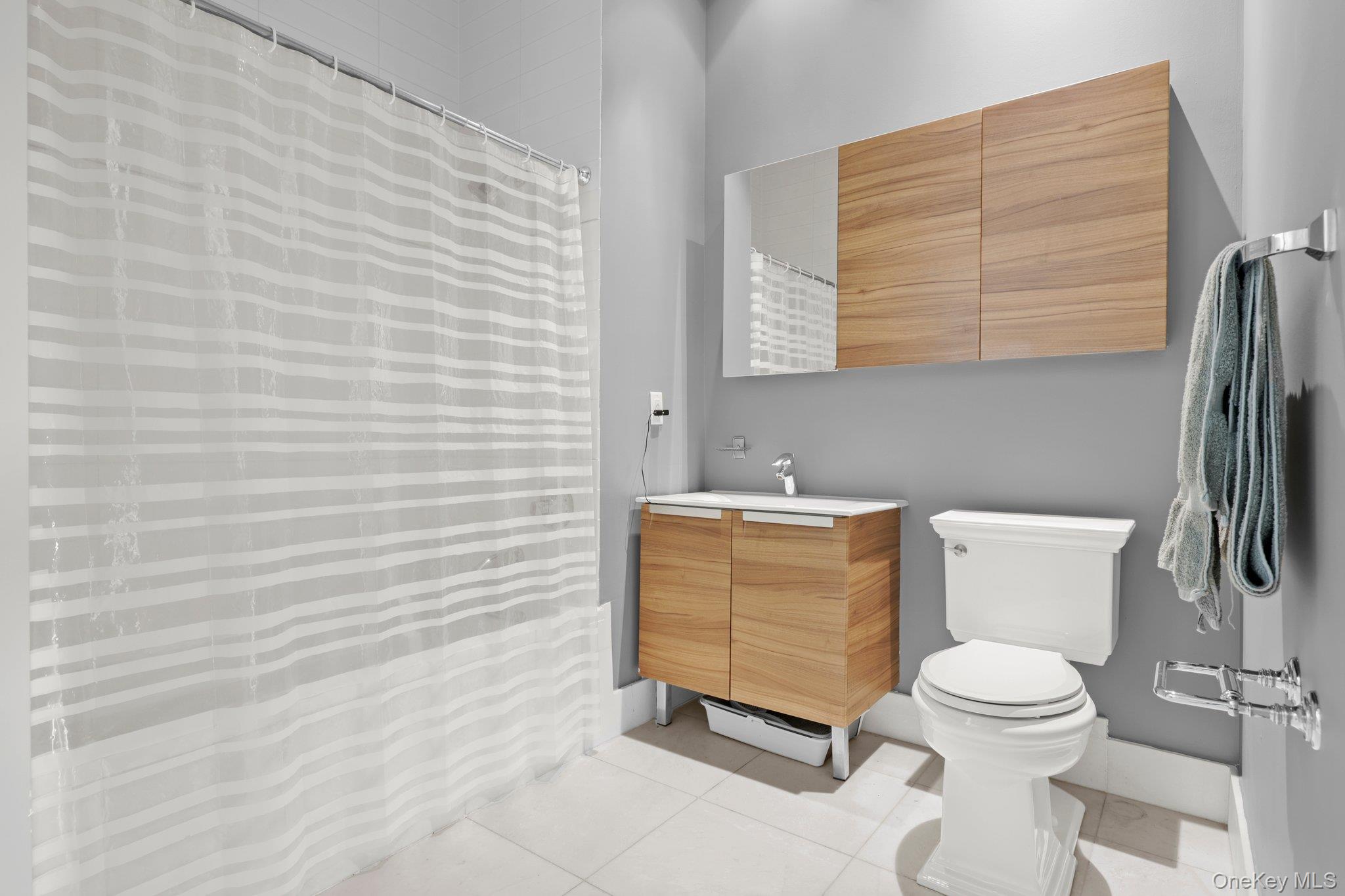 #9 photo, 701 Ridge Hill Boulevard, Yonkers , NY 10710