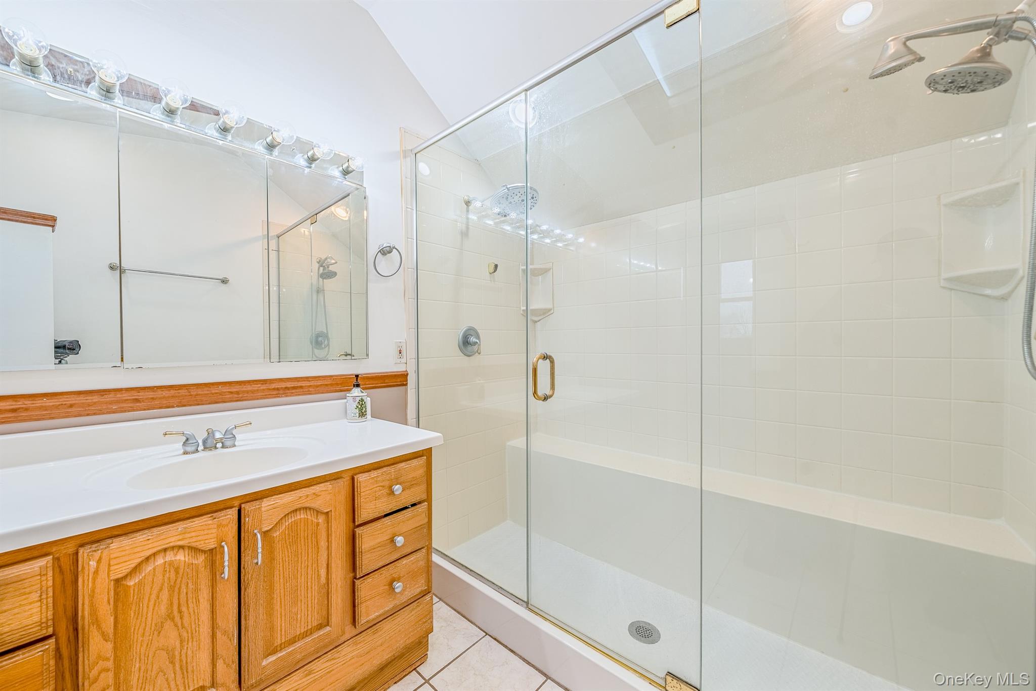 #16 photo, 22 Jones Drive, 뉴욕주 Garnerville , NY 10923