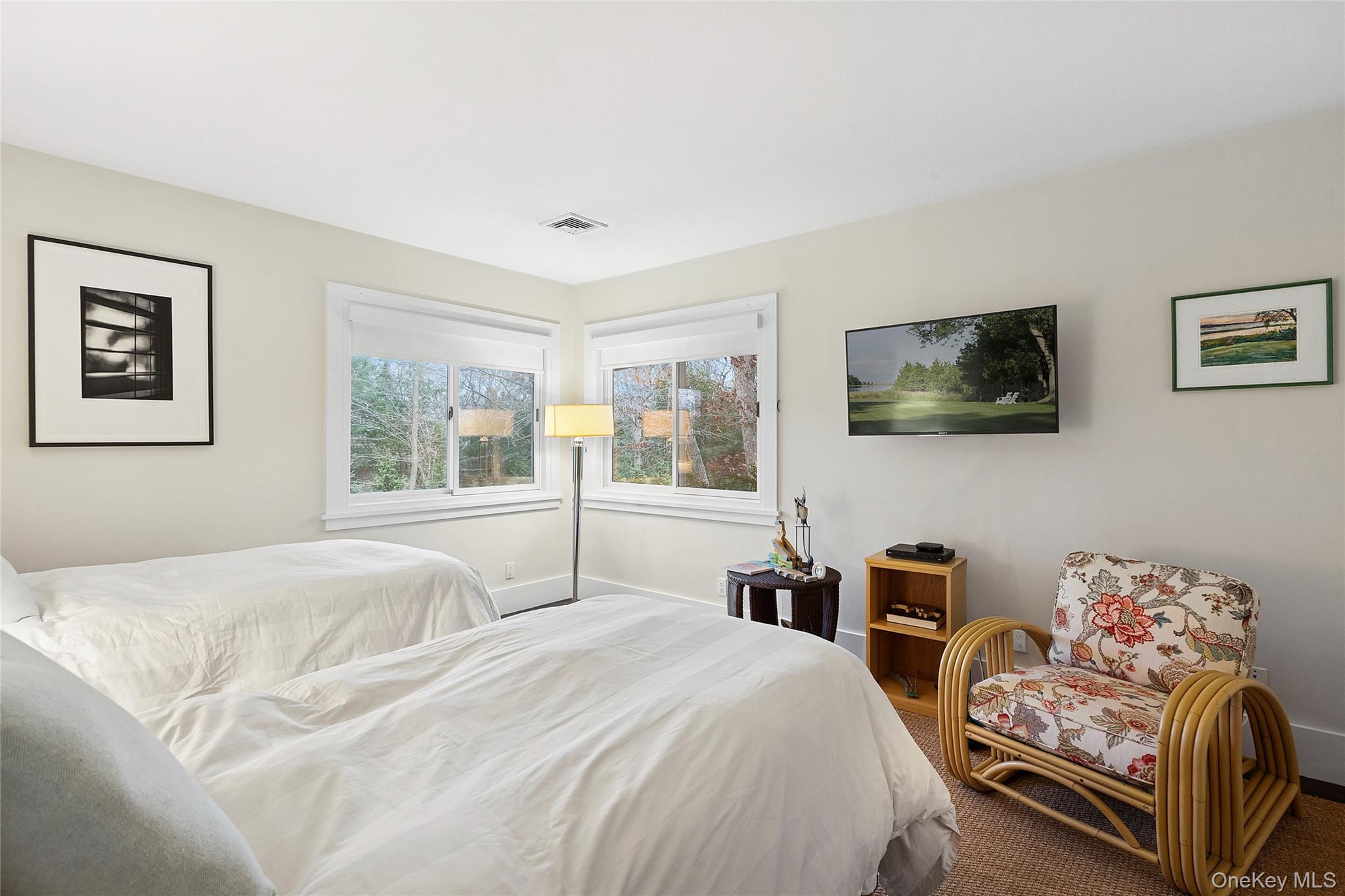 #11 photo, 68 Three Mi Hbr Hog Crk Highway, East Hampton , NY 11937