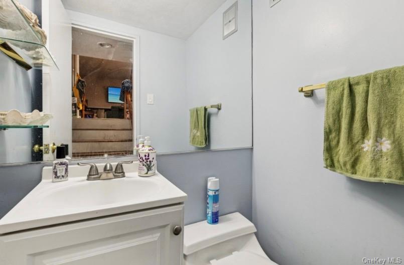 #8 photo, 575 Rica Lane, Woodmere , NY 11598