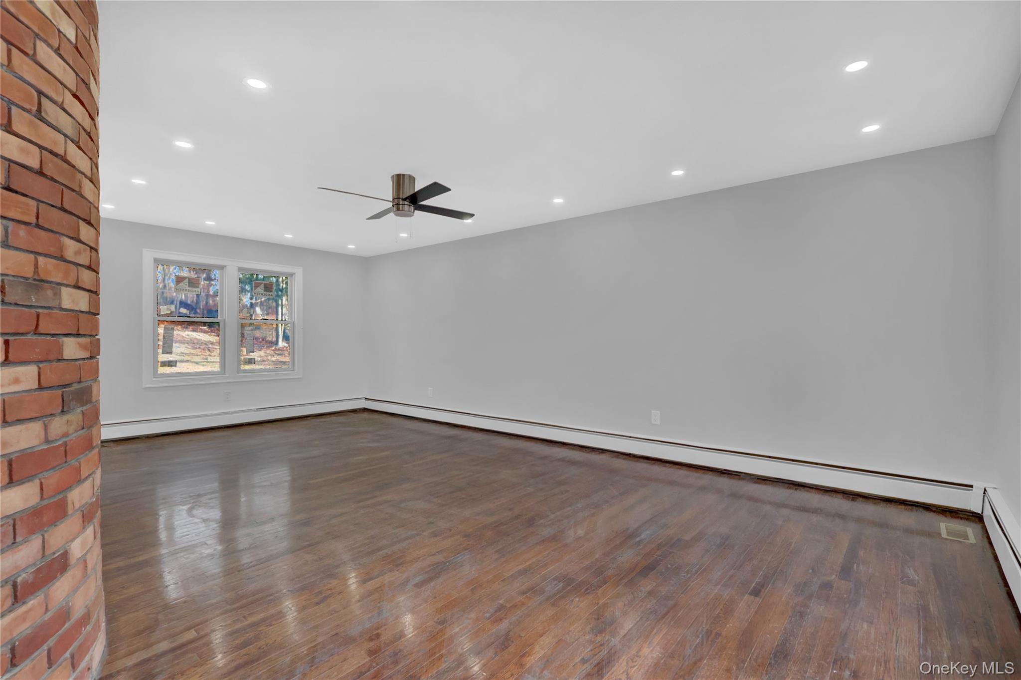 #8 photo, 321 Smith Road, Shirley , NY 11967