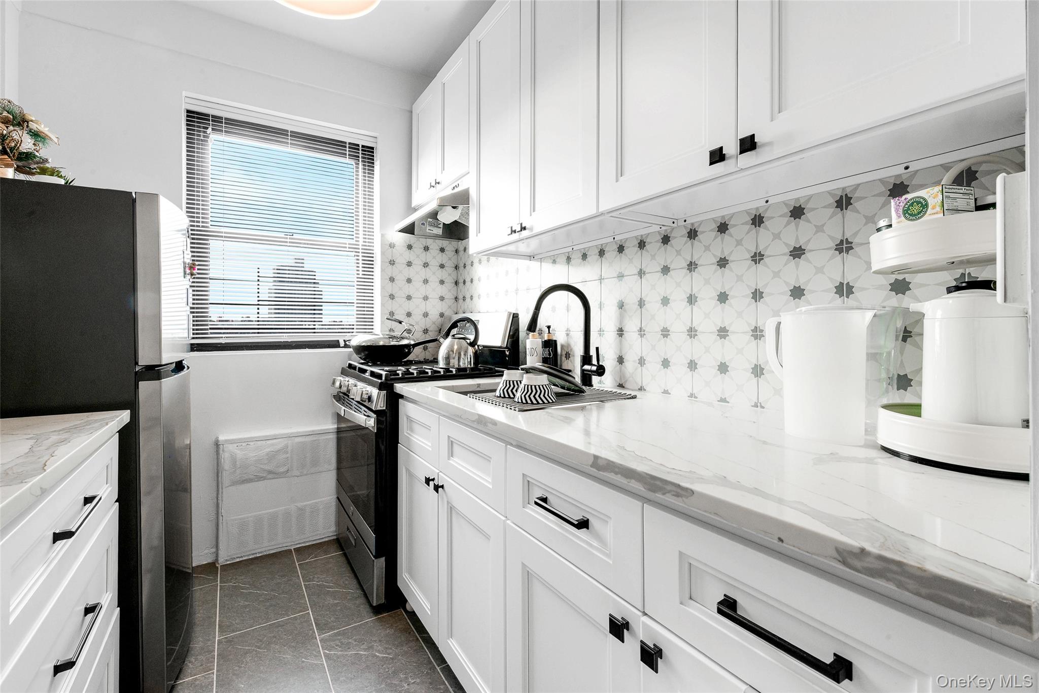 #12 photo, 64-34 102nd Street, Rego Park , NY 11374