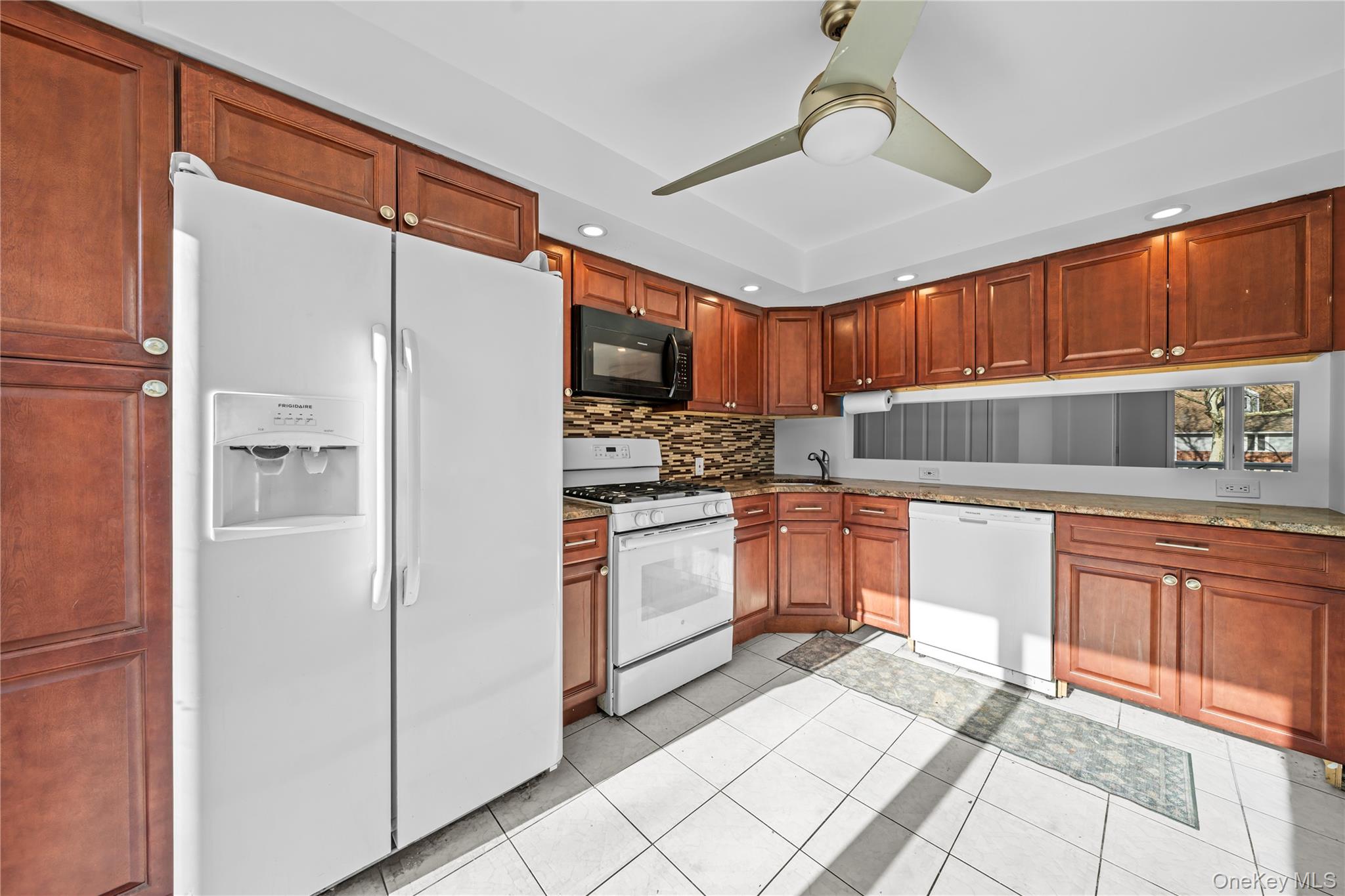 #11 photo, 28 Ellen Place, Kings Park , NY 11754