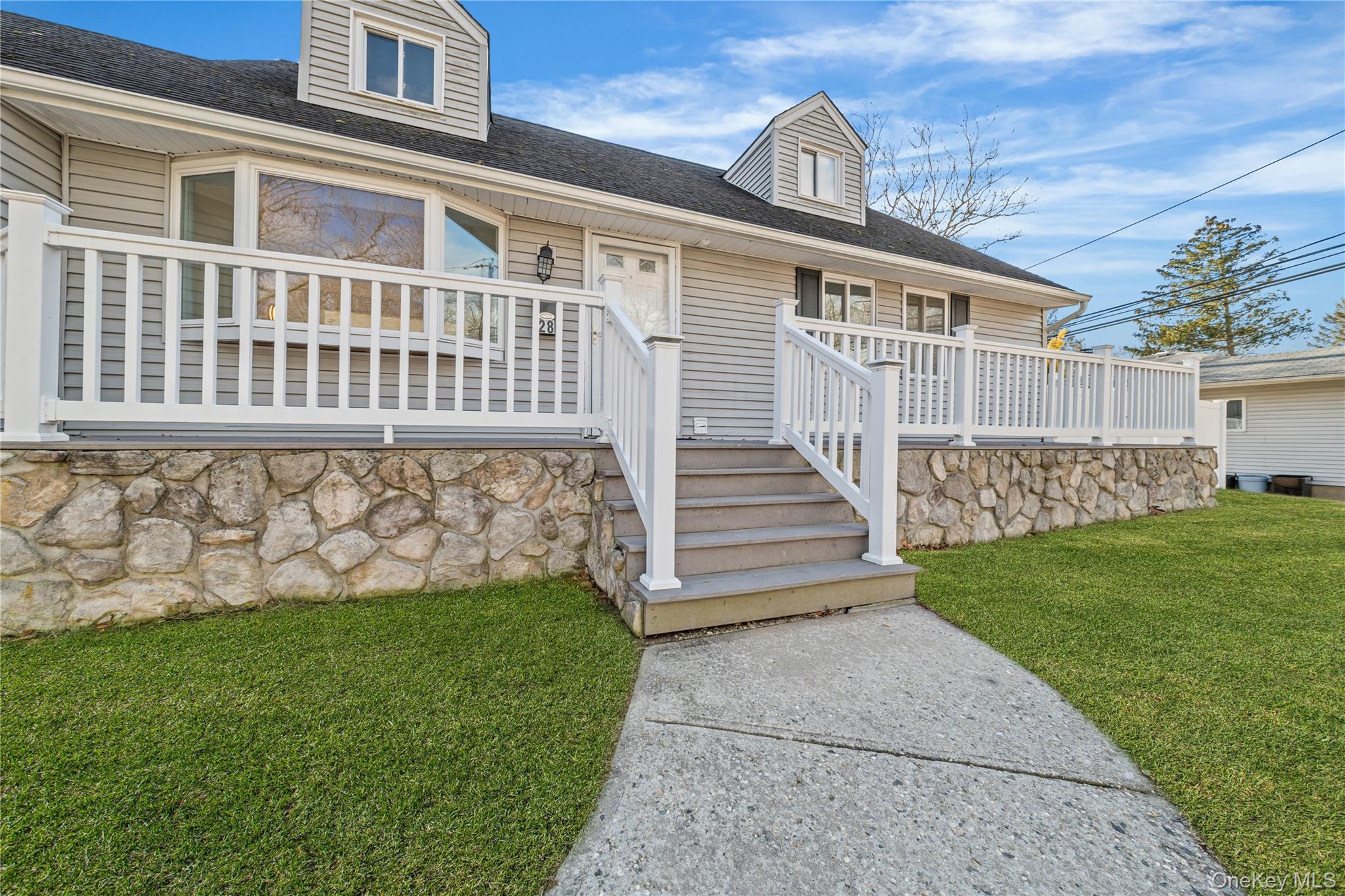 #4 photo, 28 Ellen Place, Kings Park , NY 11754