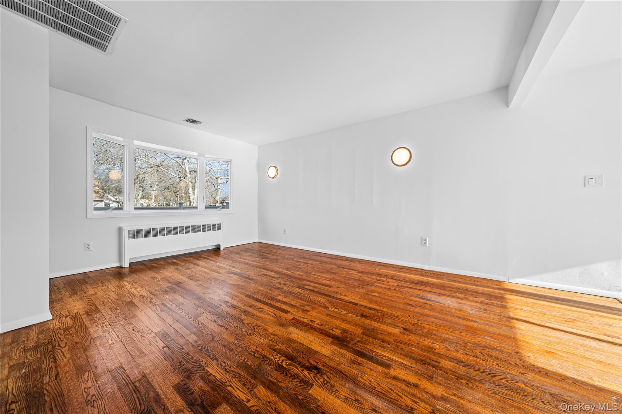 #7 photo, 28 Ellen Place, Kings Park , NY 11754