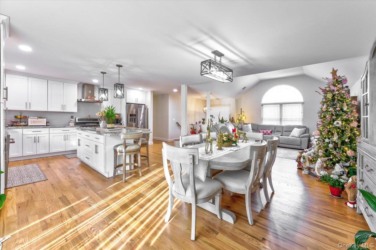 #11 photo, 468 Granny Road, 롱 아일랜드 Medford , NY 11763