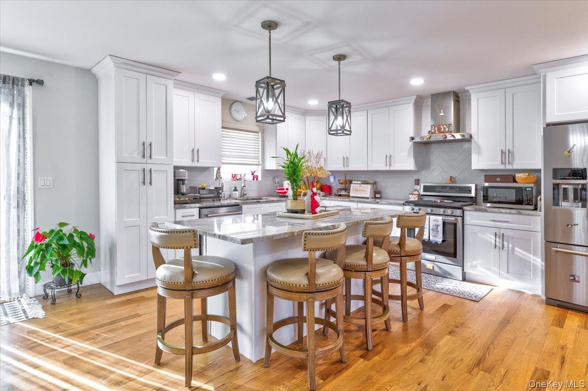 #8 photo, 468 Granny Road, 롱 아일랜드 Medford , NY 11763