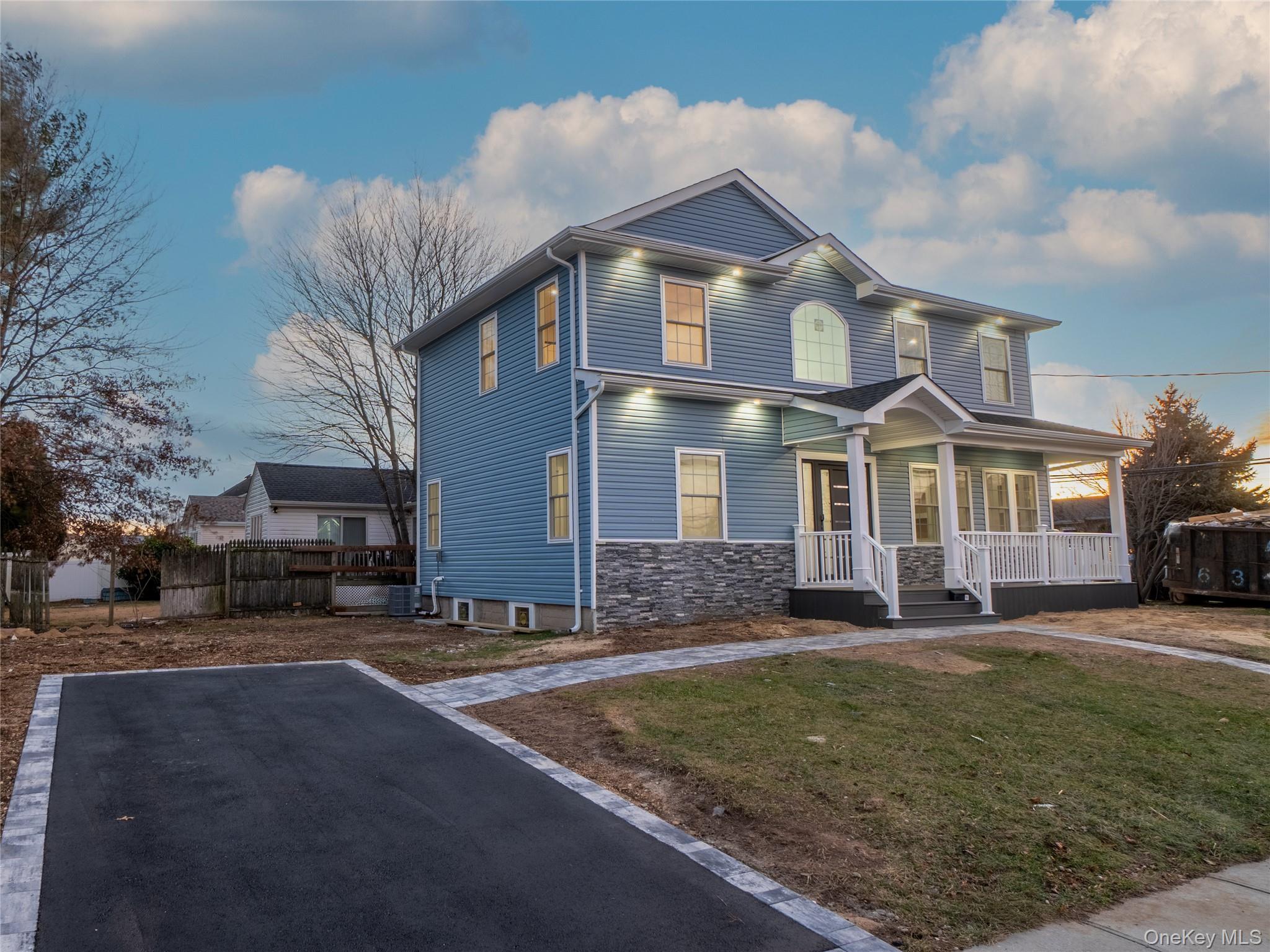 #2 photo, 139 Maple Avenue, Bethpage , NY 11714