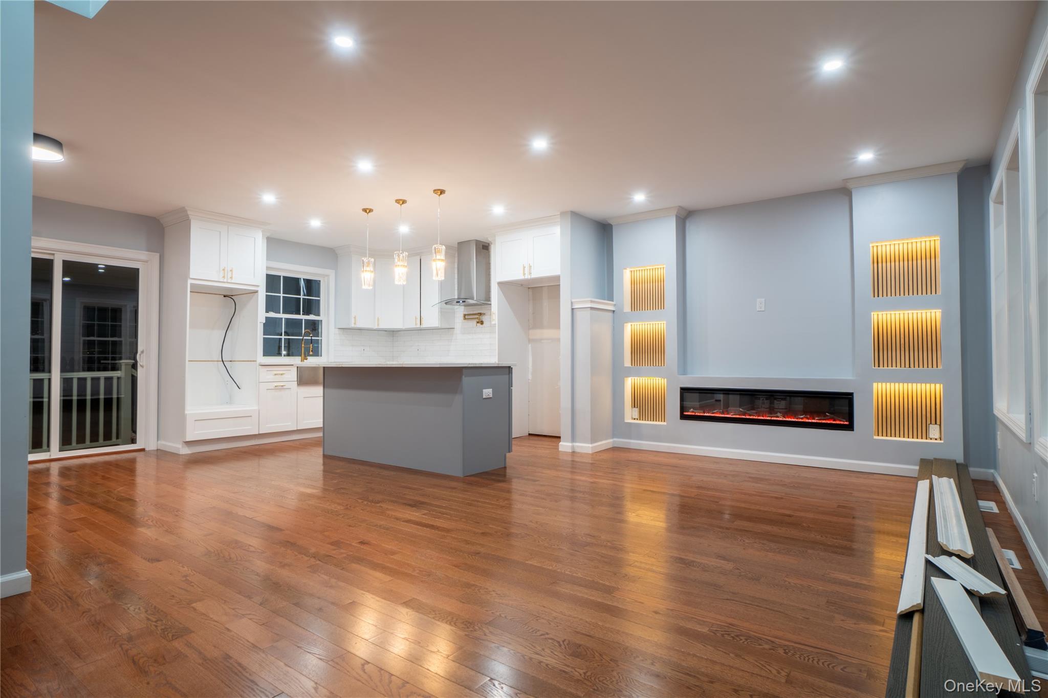 #3 photo, 139 Maple Avenue, Bethpage , NY 11714