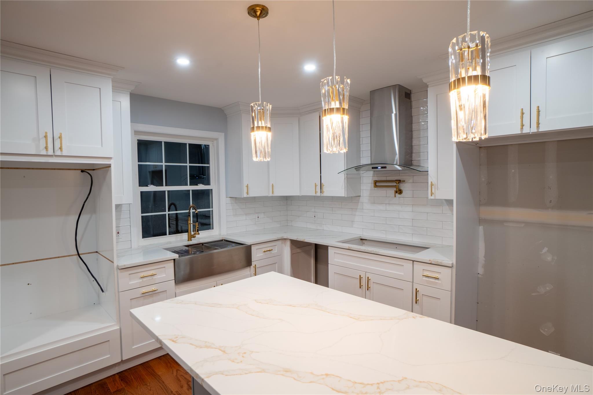 #7 photo, 139 Maple Avenue, Bethpage , NY 11714