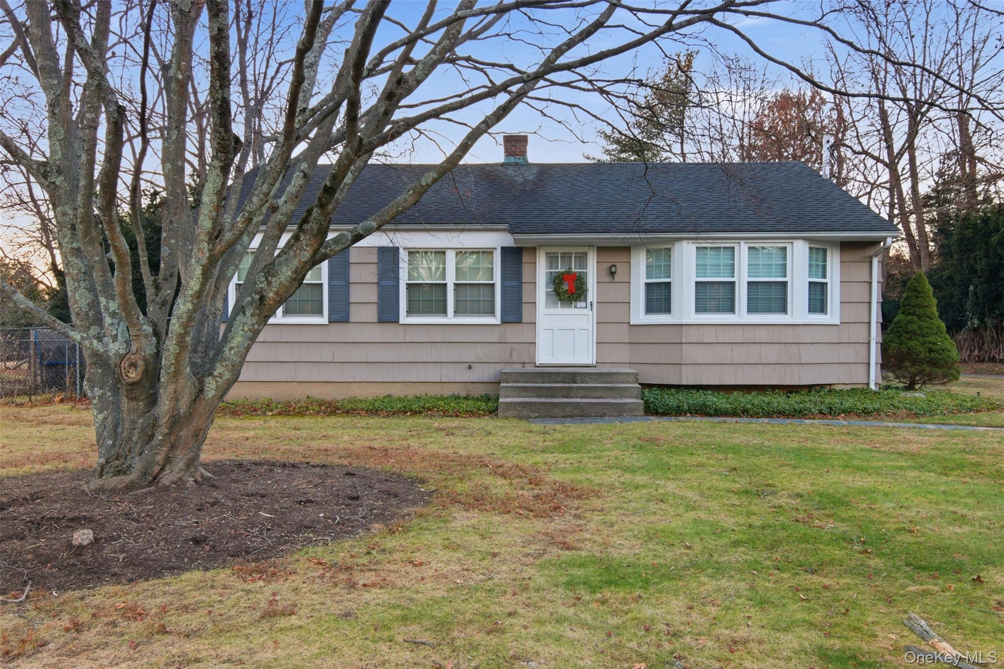 #2 photo, 10 Catalpa Lane, מחוז סאפוק Stony Brook , NY 11790