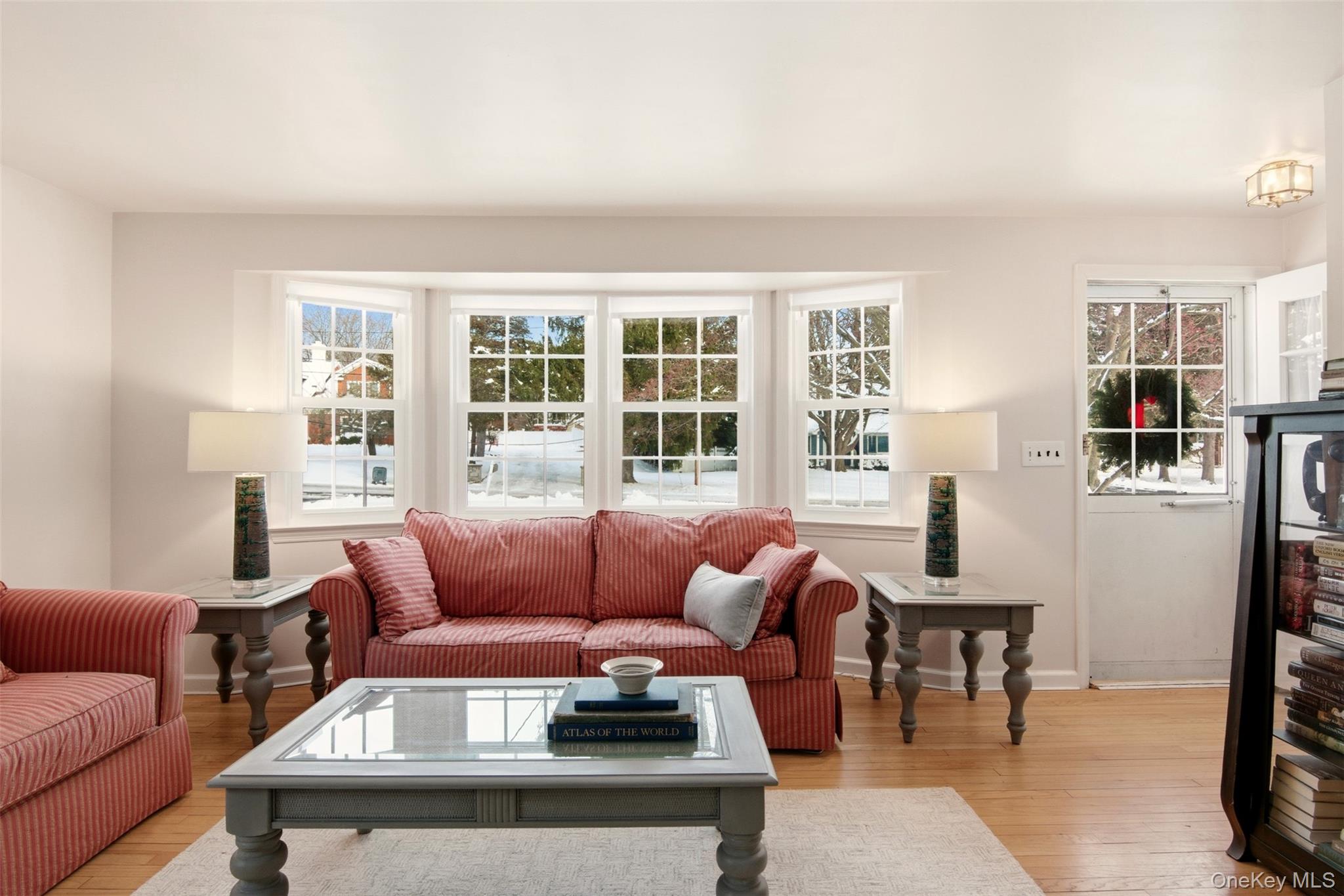 #7 photo, 10 Catalpa Lane, מחוז סאפוק Stony Brook , NY 11790