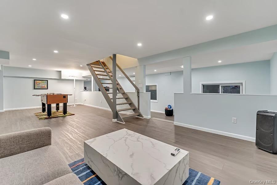 #19 photo, 33 E Potter Lane, Halesite , NY 11743