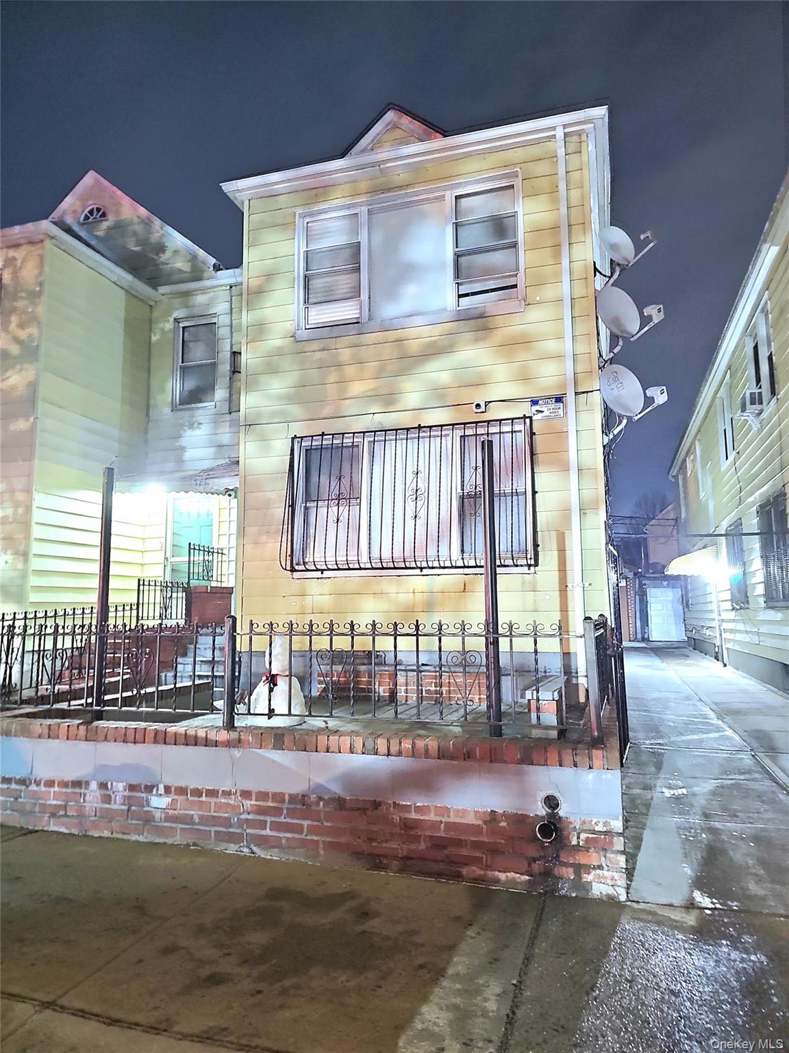 #2 photo, 37-55 93rd Street, Jackson Heights , NY 11372