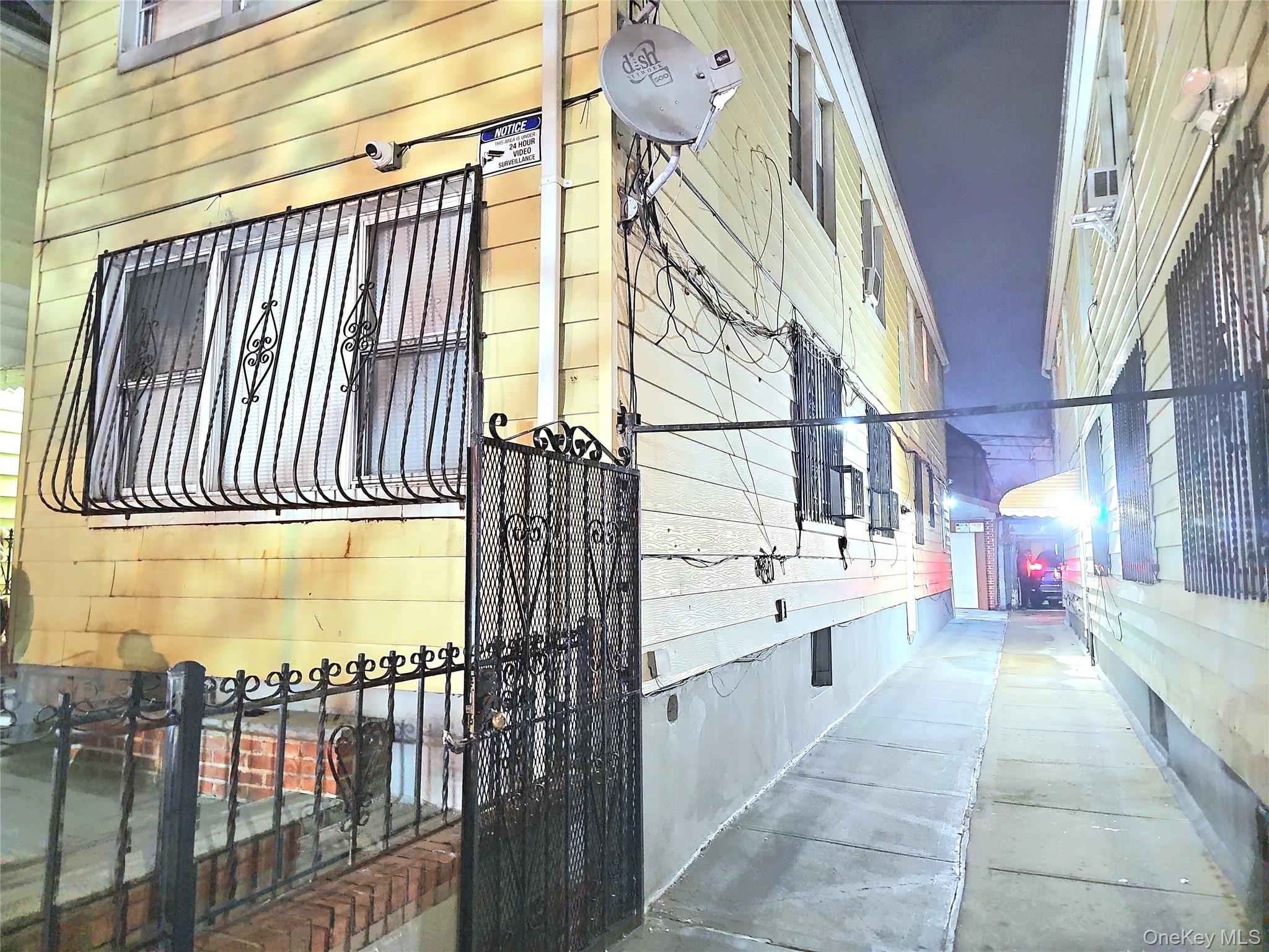 #4 photo, 37-55 93rd Street, Jackson Heights , NY 11372