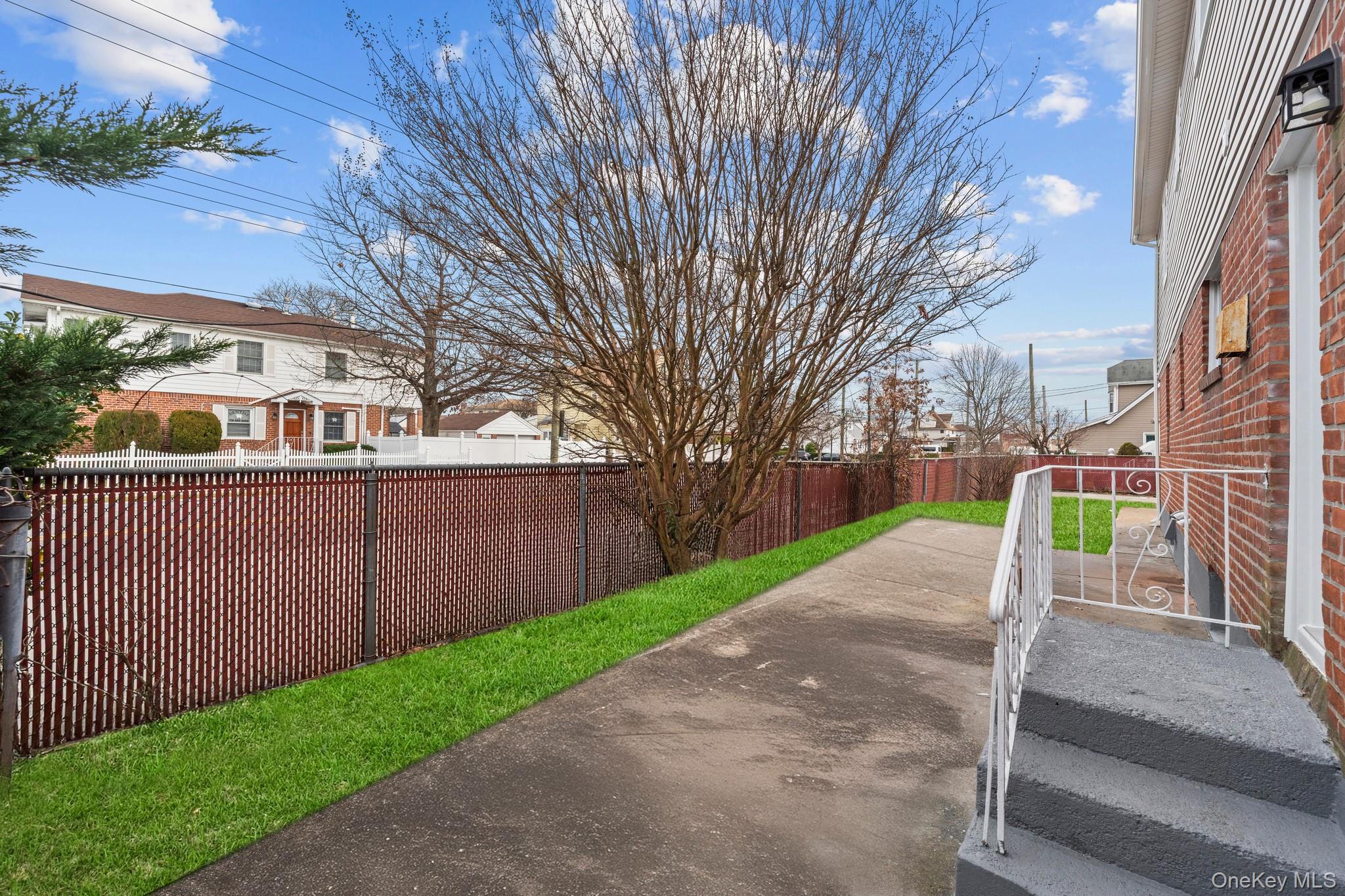 #18 photo, 14101 255th Street, Rosedale , NY 11422