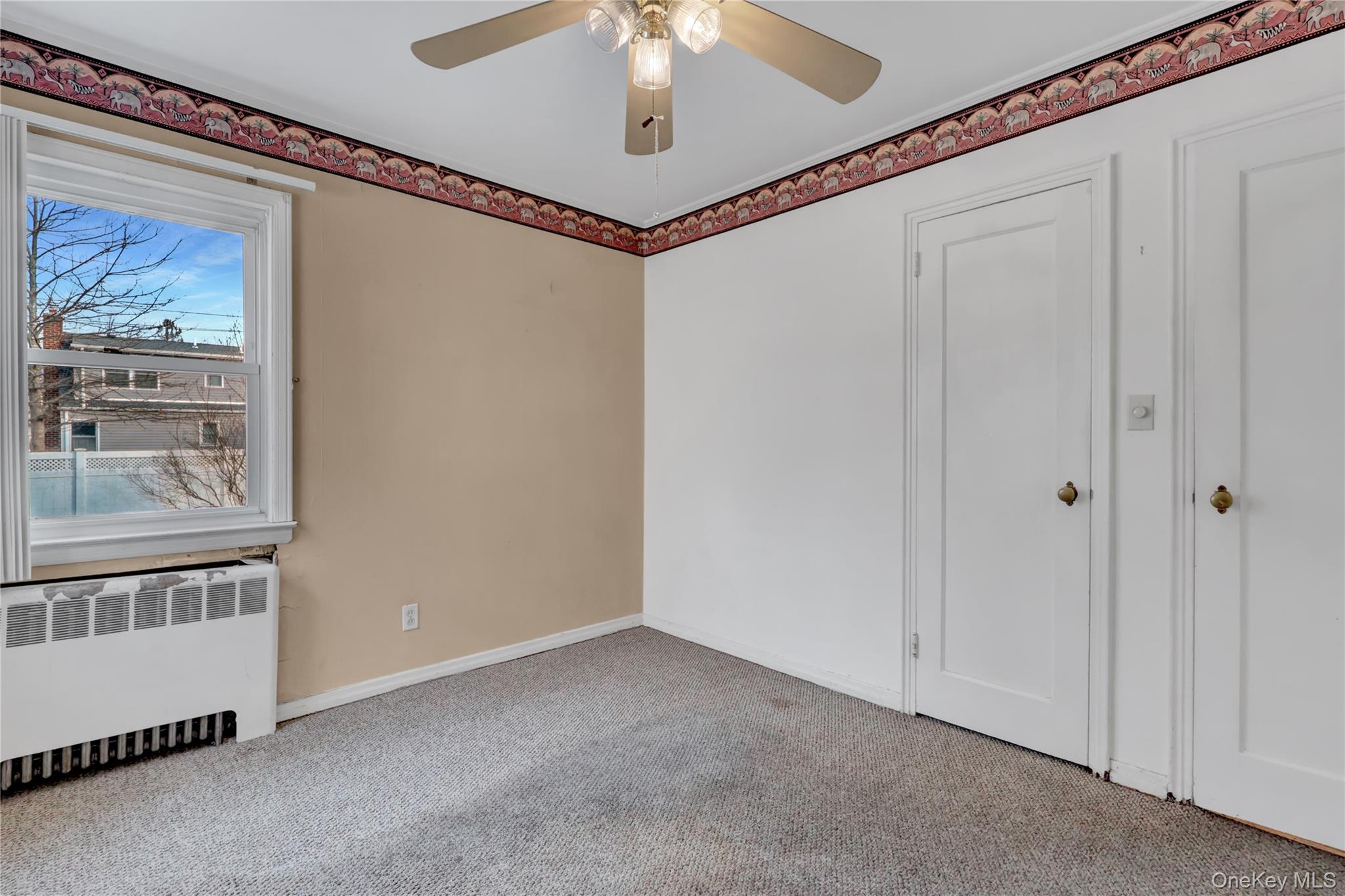 #15 photo, 2217 7th Street, नासाउ काउंटी East Meadow , NY 11554