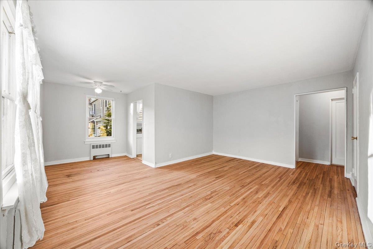 #4 photo, 81L Glen Keith Road, ناسو Glen Cove , NY 11542