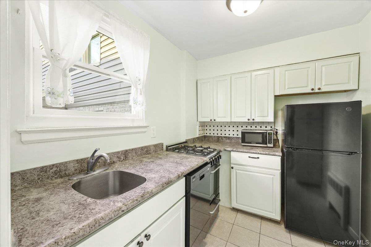 #9 photo, 81L Glen Keith Road, ناسو Glen Cove , NY 11542