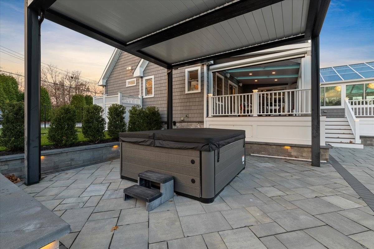 #47 photo, 19 WEST TIANA RD, Hampton Bays , NY 11946