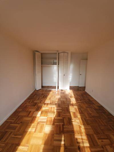 #11 photo, 9420 59 AVE, 뉴욕퀸즈 ELMHURST , NY 11373