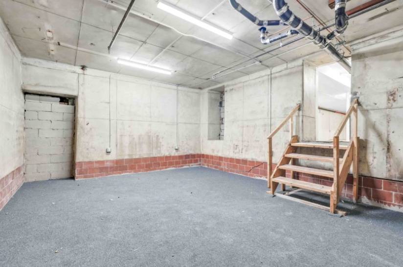 #4 photo, 5652 Myrtle Avenue, Ridgewood , NY 11385