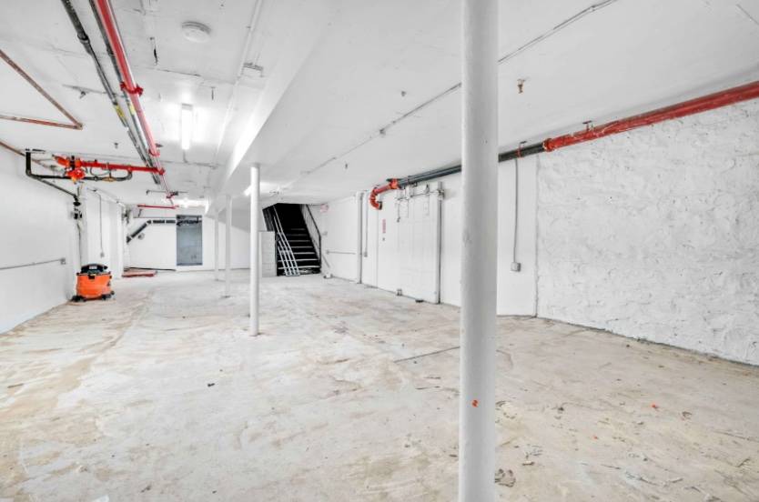 #8 photo, 5652 Myrtle Avenue, Ridgewood , NY 11385