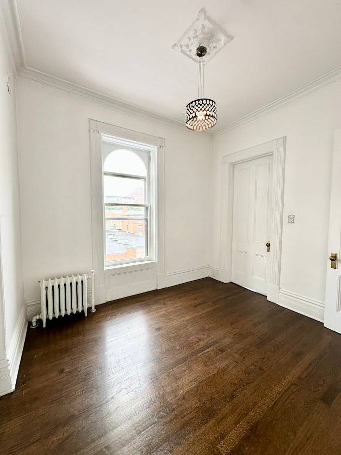 #13 photo, 108 4th Street, #Floor 2, Troy , NY 12180