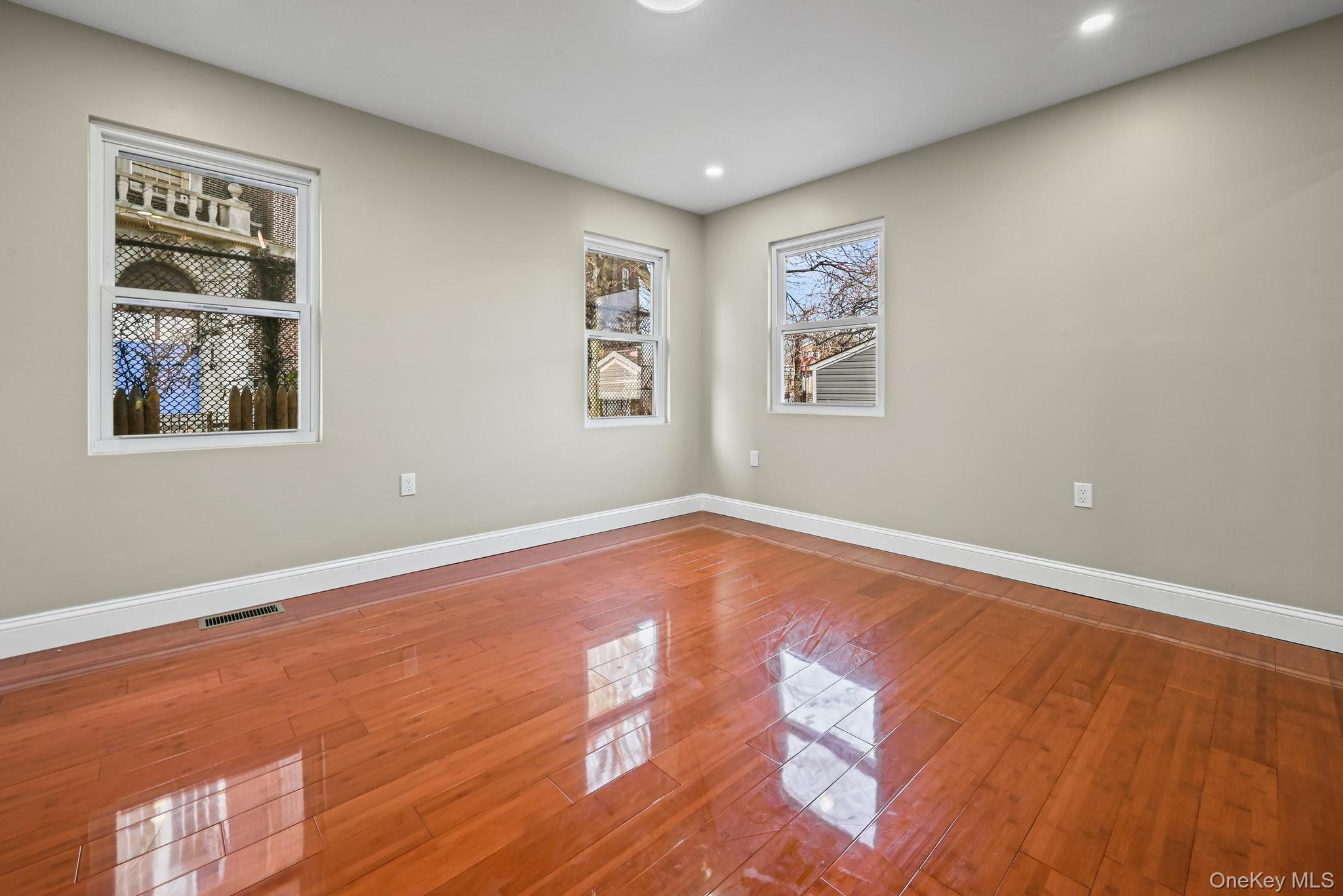 #6 photo, 178-42 146th Terrace, 皇后区 牙买加 Springfield Gardens , NY 11434