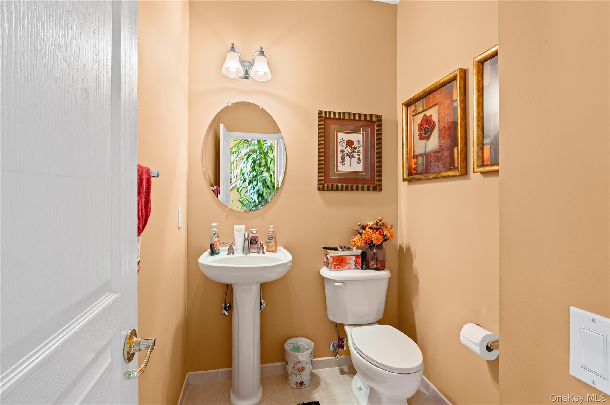 #12 photo, 4 Avolet Court, מחוז סאפוק Mount Sinai , NY 11766