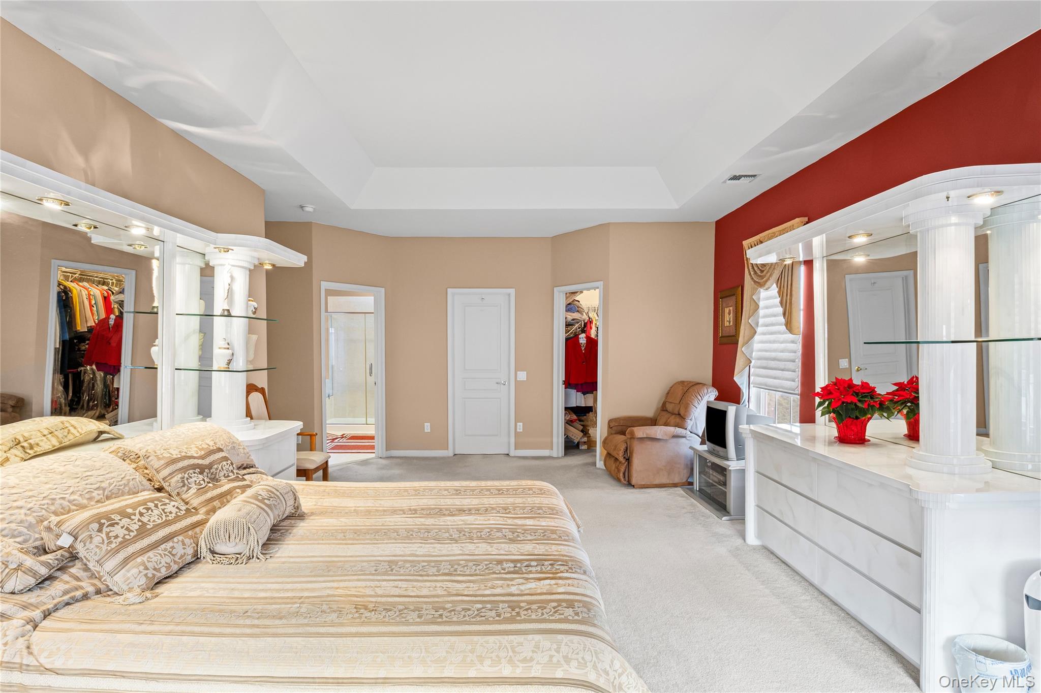 #18 photo, 4 Avolet Court, מחוז סאפוק Mount Sinai , NY 11766