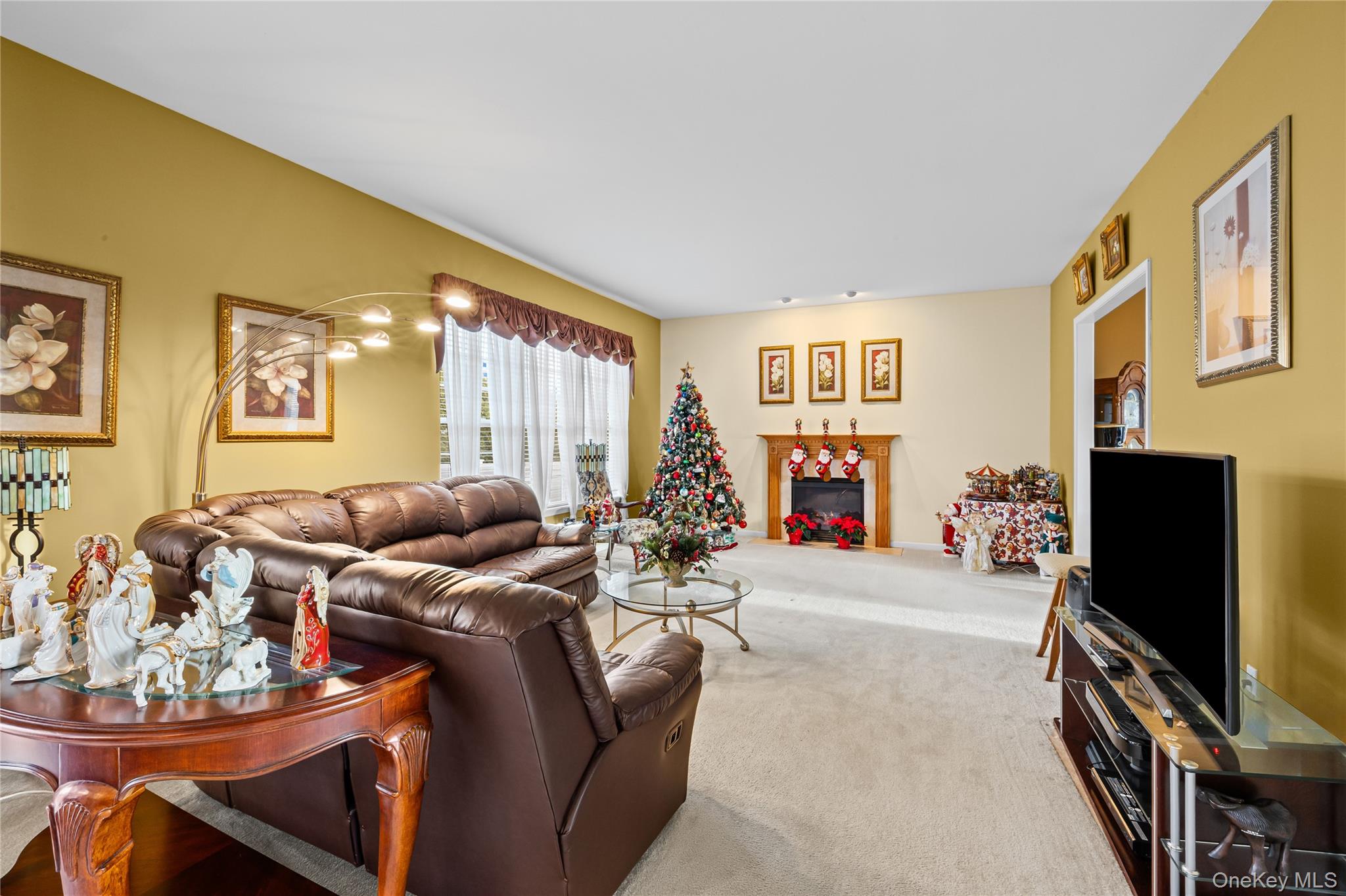 #5 photo, 4 Avolet Court, מחוז סאפוק Mount Sinai , NY 11766