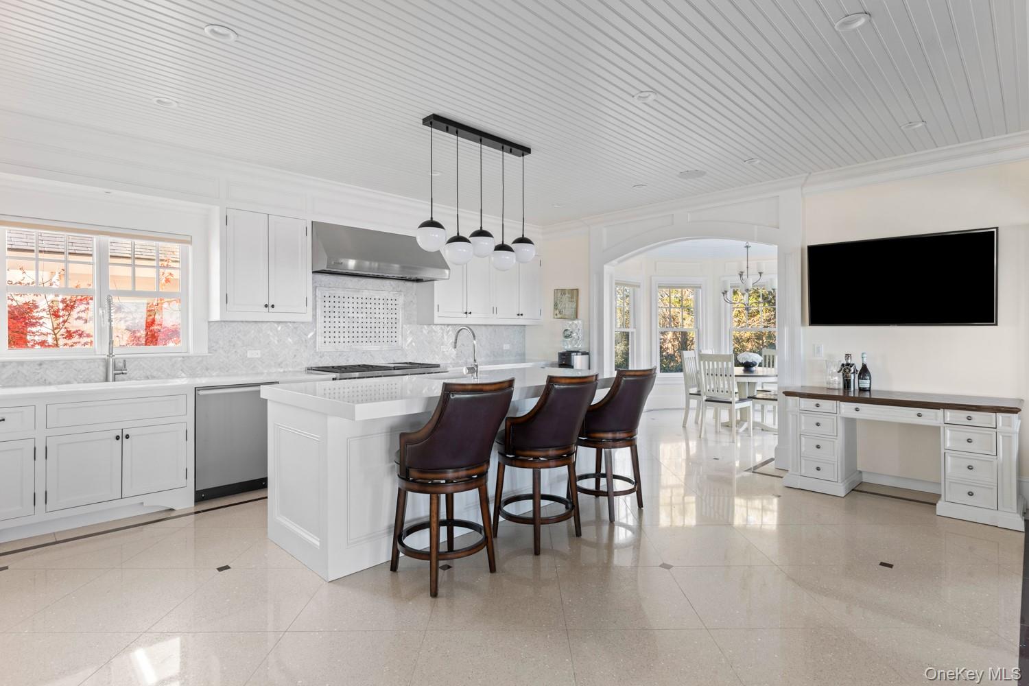 #20 photo, 17 Ludlow Lane, 롱 아일랜드 Hampton Bays , NY 11946