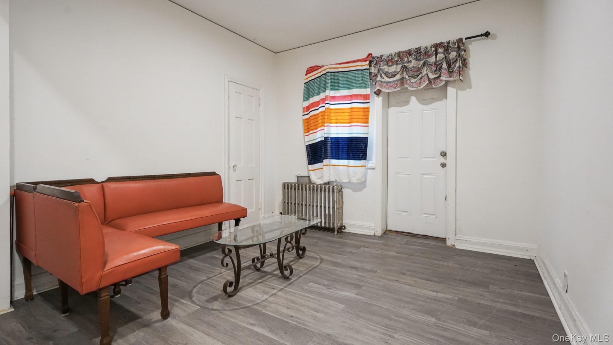 #10 photo, 252 S 10th Avenue, 뉴욕주 Mount Vernon , NY 10550