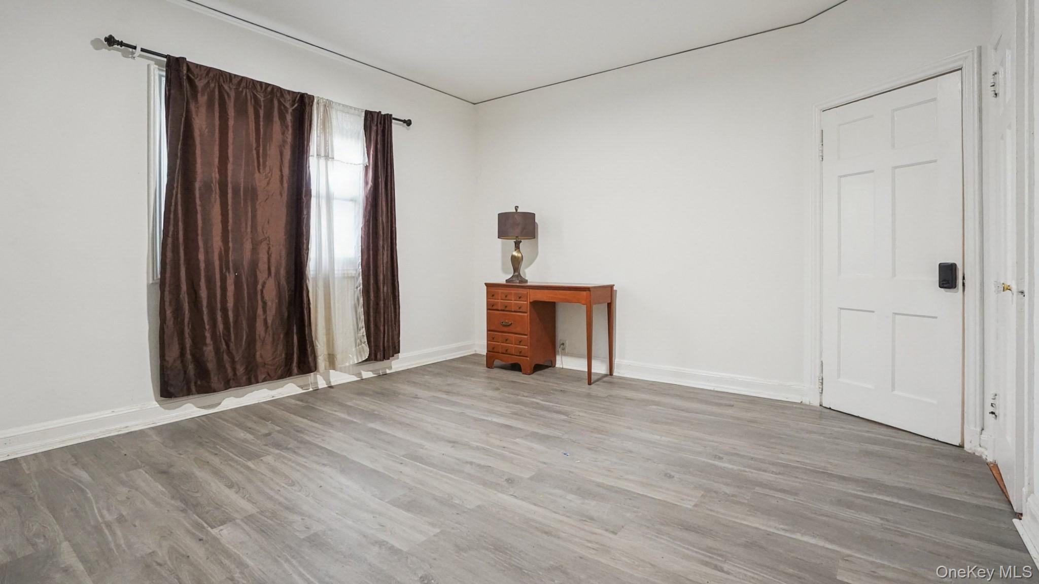 #8 photo, 252 S 10th Avenue, 뉴욕주 Mount Vernon , NY 10550