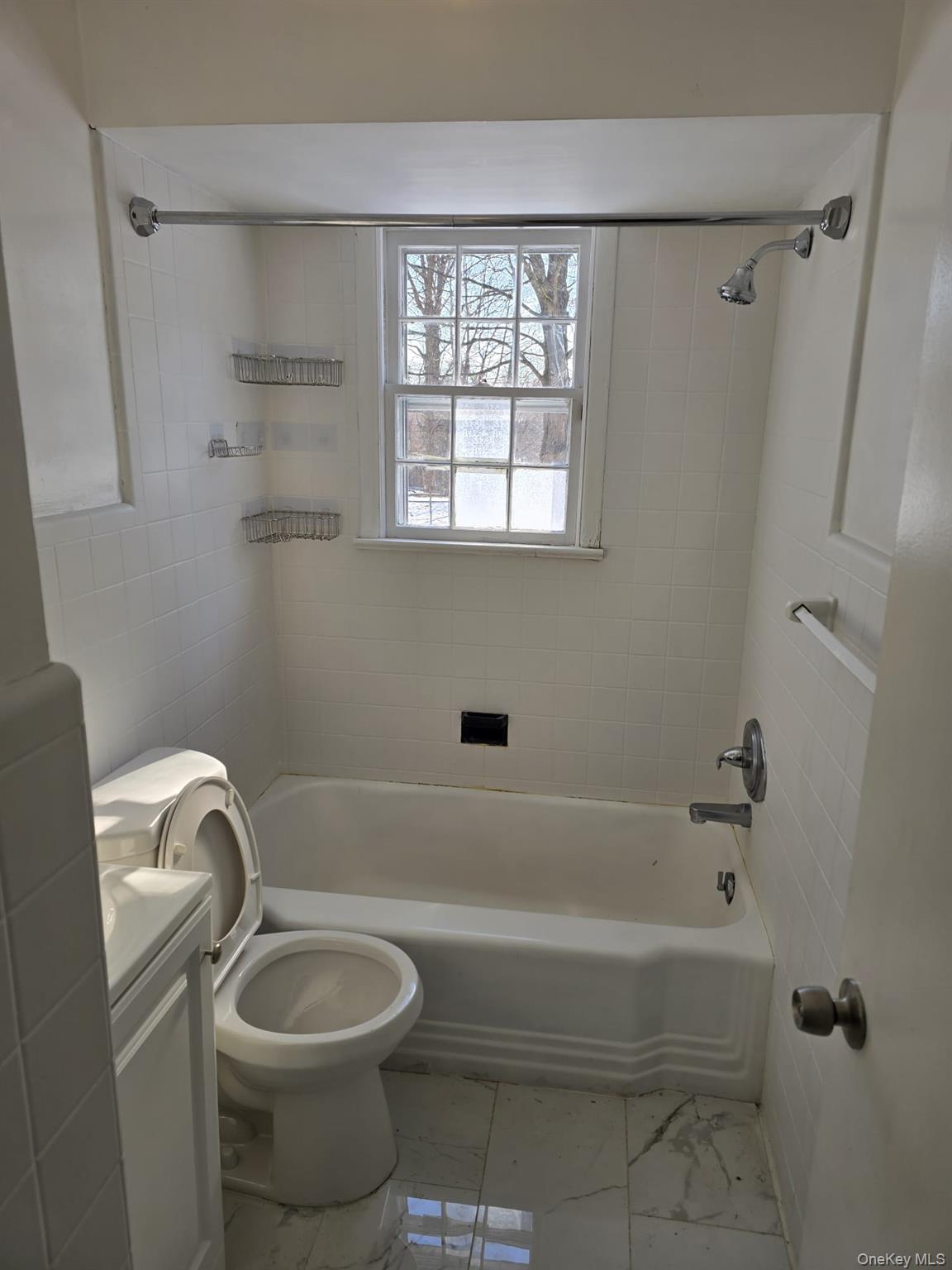 #8 photo, 3 Christmas Hill Road, 纽约州 Airmont , NY 10952