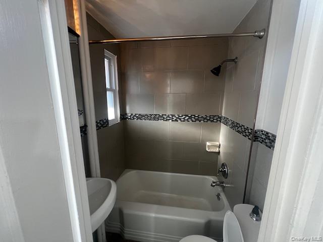 #3 photo, 22 Stephenson Boulevard, New Rochelle , NY 10801