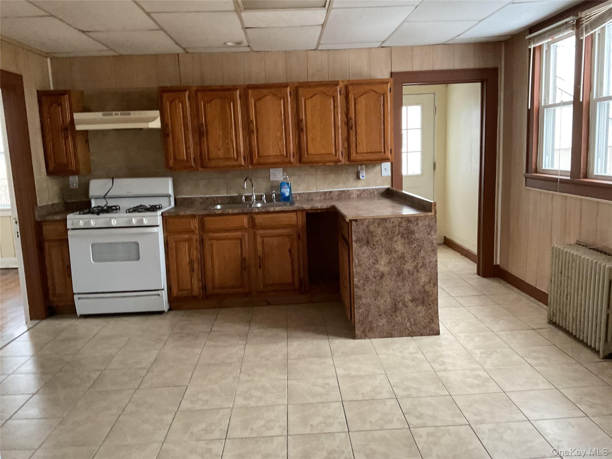 #2 photo, 76 Lawrwnce Avenue, New Windsor , NY 12553