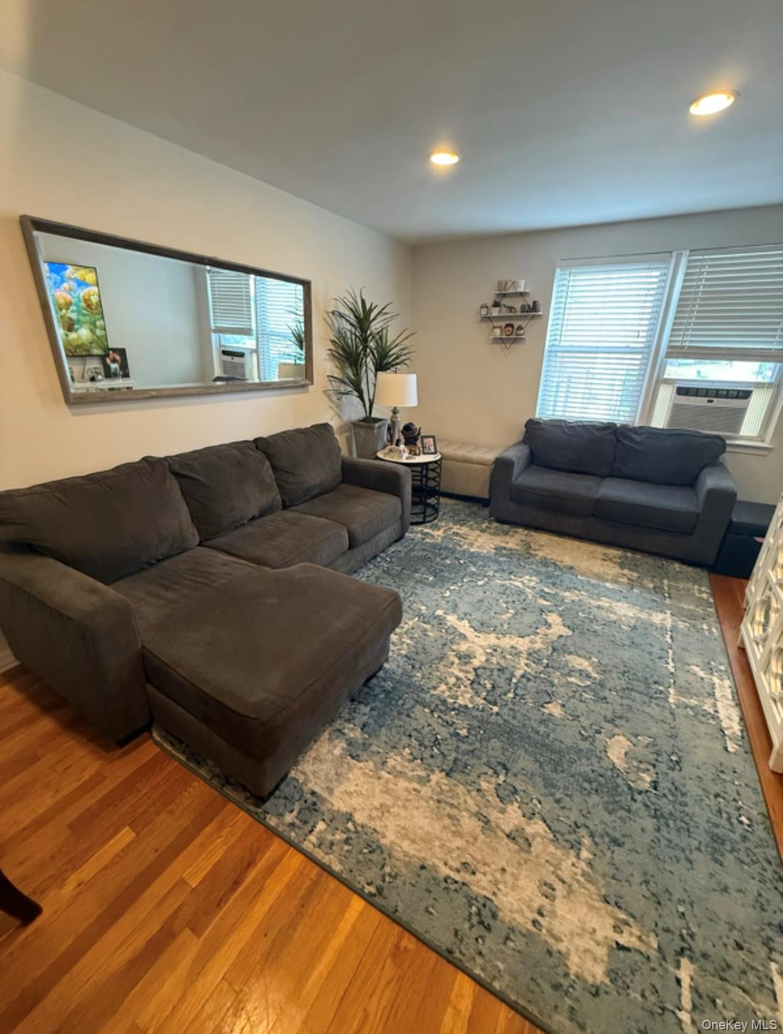 #1 photo, 95 N broadway, White Plains , NY 10693