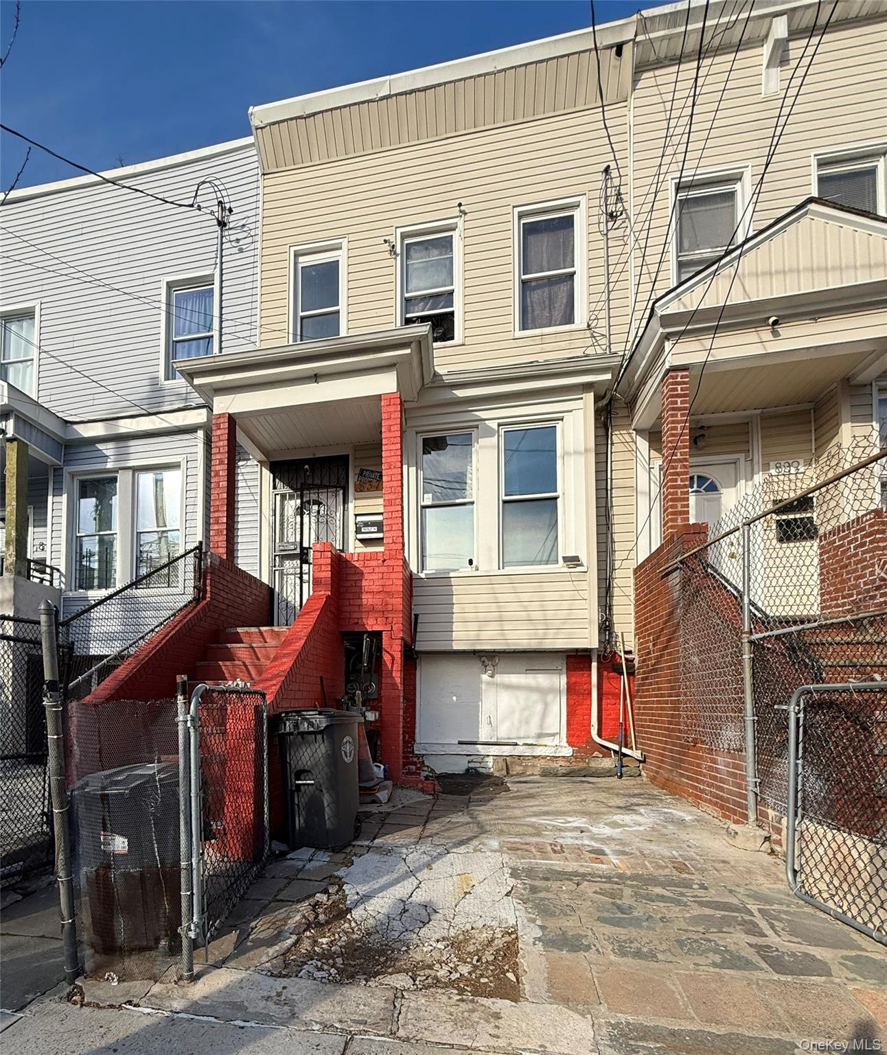 #1 photo, 837 Jennings Street, Бронкс ‖ Bronx , NY 10459