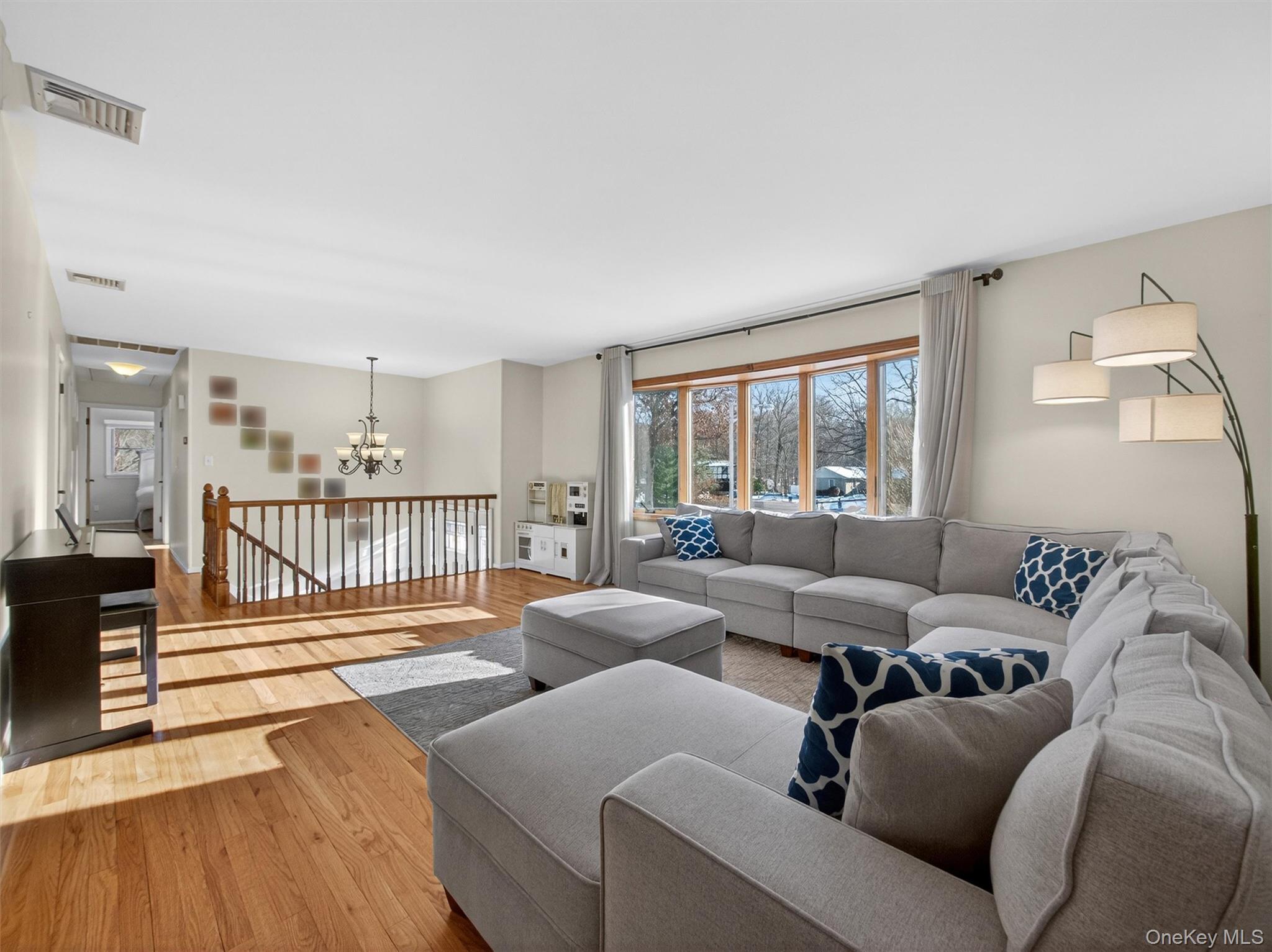 #11 photo, 11 Durham Lane, 뉴욕주 Suffern , NY 10901